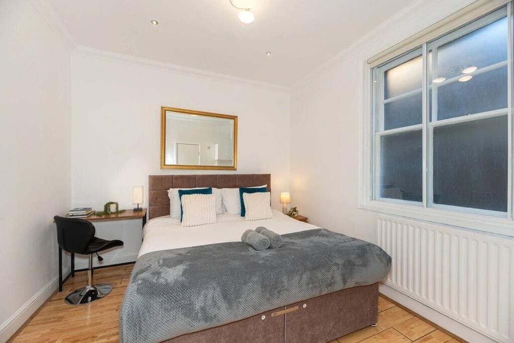 Discover 2 Bedroom In Kensington Appartamento