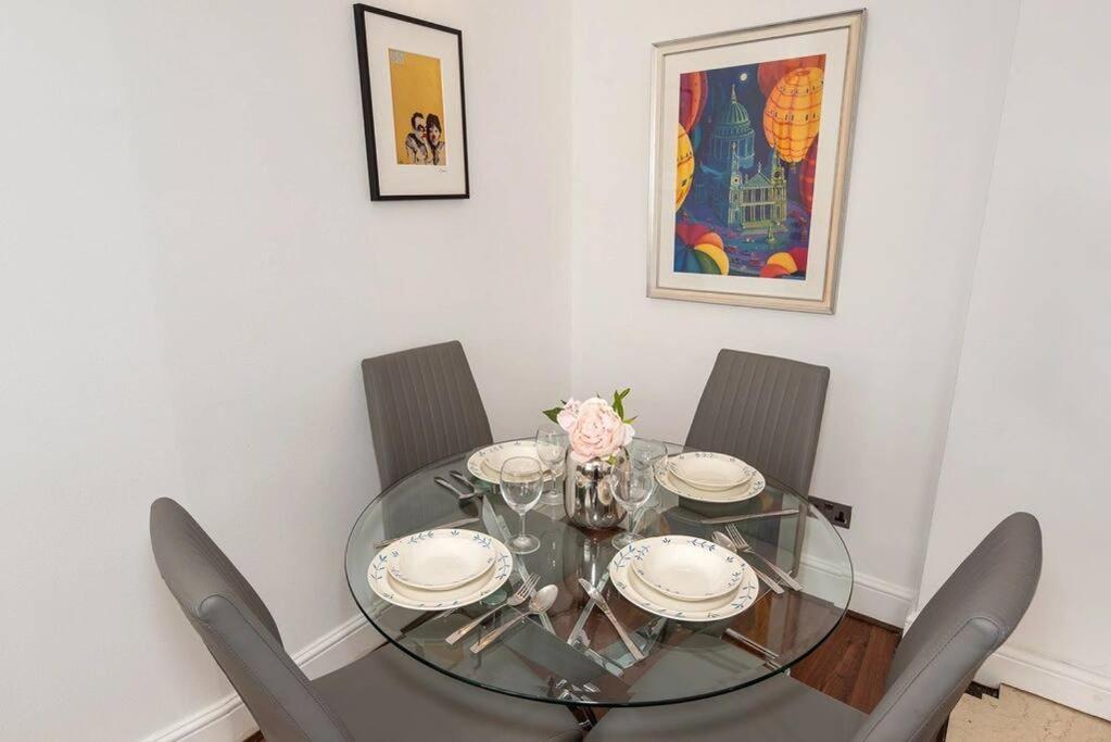 Appartamento Discover 2 Bedroom In Kensington